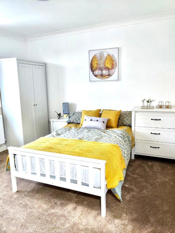 Studio 22 Lower Road Beeston Бистон Экстерьер фото