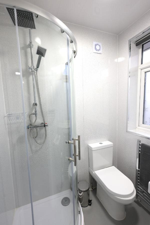 Studio 22 Lower Road Beeston Бистон Экстерьер фото